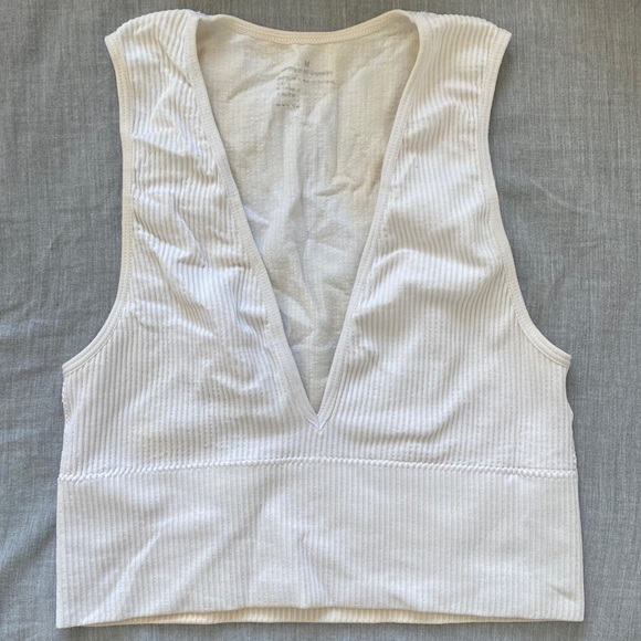 V neck white crop tank top - Picture 1 of 2
